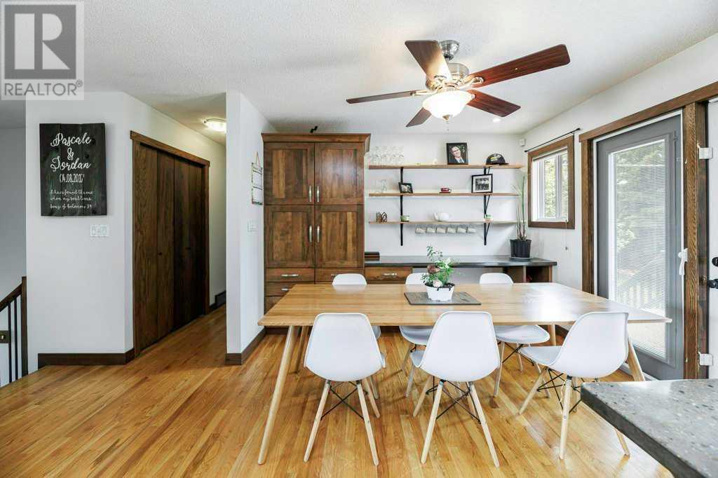 Single Family House Bi-level for Sale in  A Avenue Mountview Red Deer 