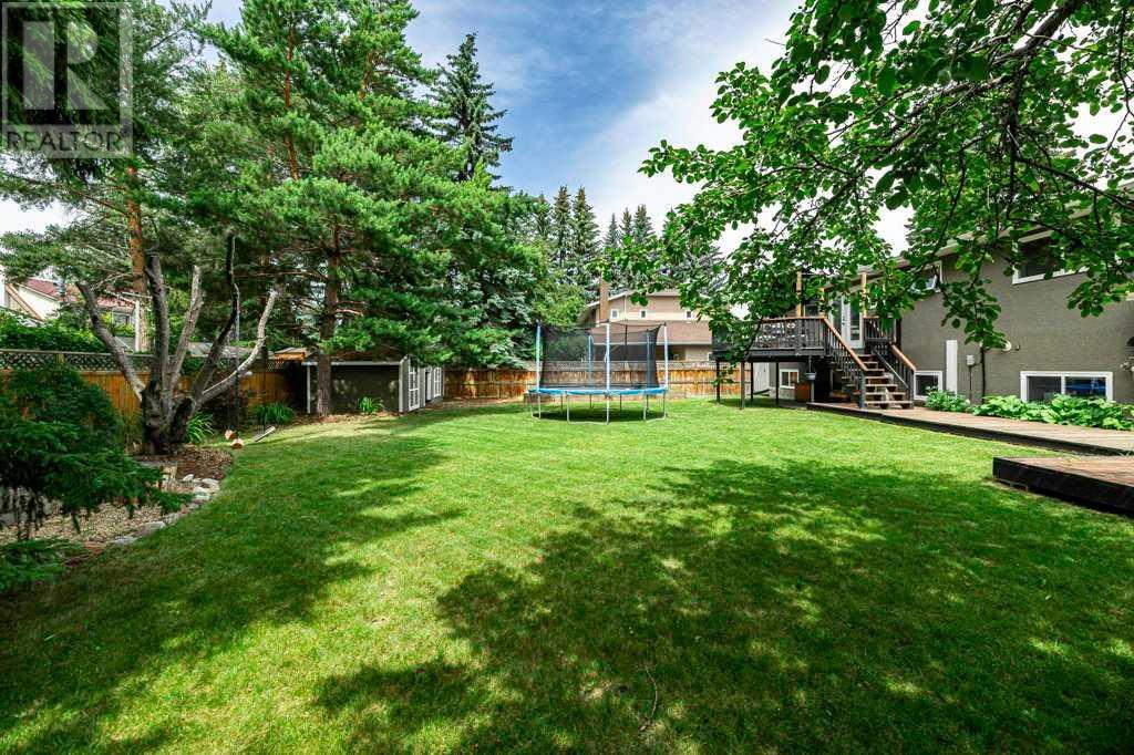 Single Family House Bi-level for Sale in  A Avenue Mountview Red Deer 