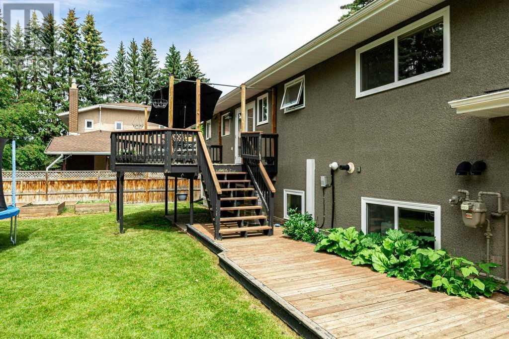 Single Family House Bi-level for Sale in  A Avenue Mountview Red Deer 