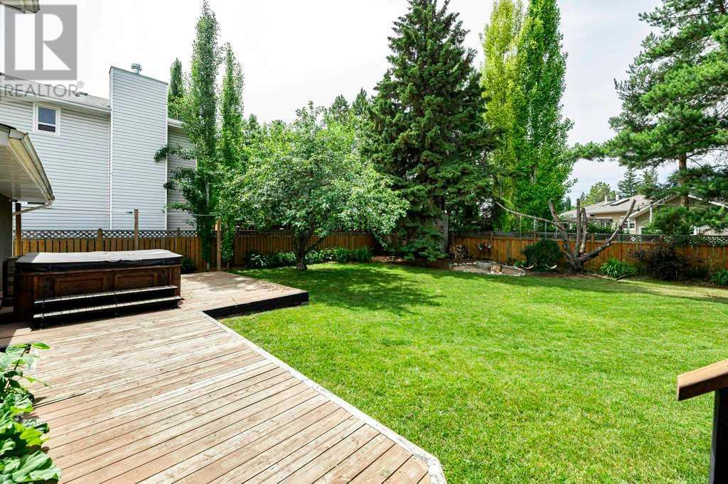Single Family House Bi-level for Sale in  A Avenue Mountview Red Deer 