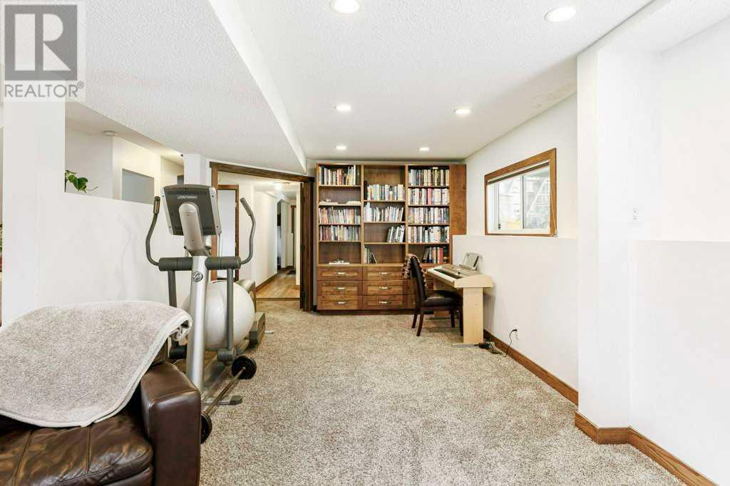 Single Family House Bi-level for Sale in  A Avenue Mountview Red Deer 