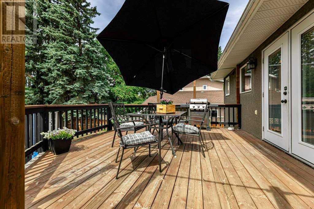 Single Family House Bi-level for Sale in  A Avenue Mountview Red Deer 