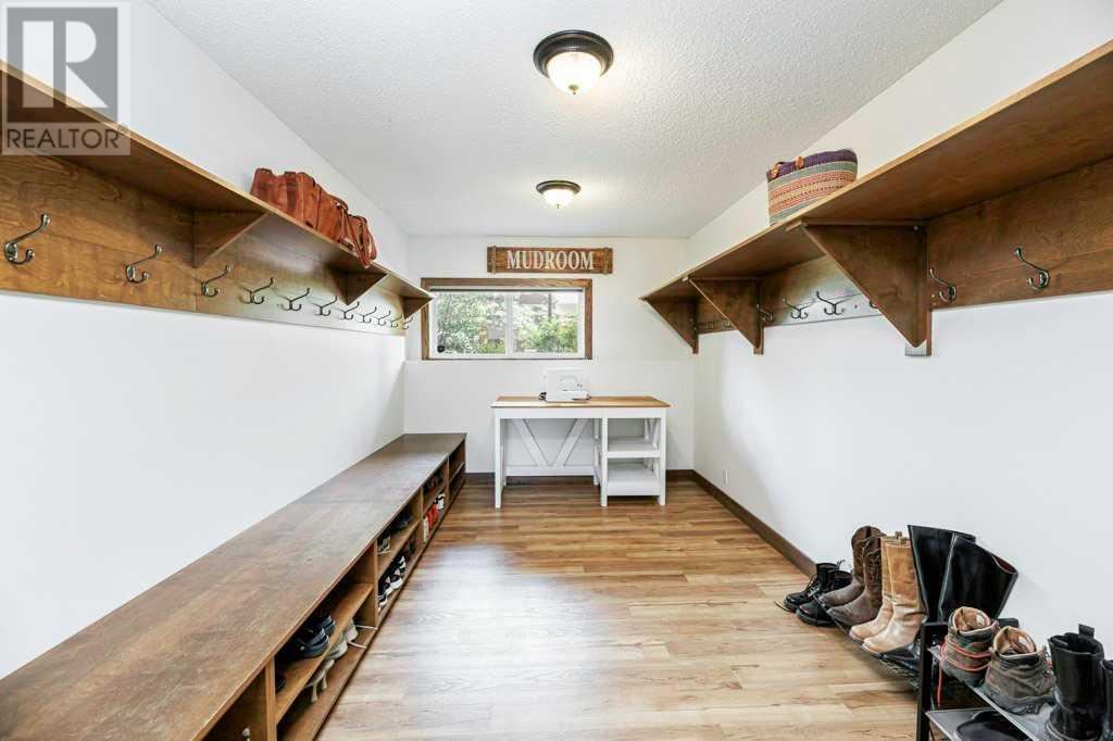 Single Family House Bi-level for Sale in  A Avenue Mountview Red Deer 