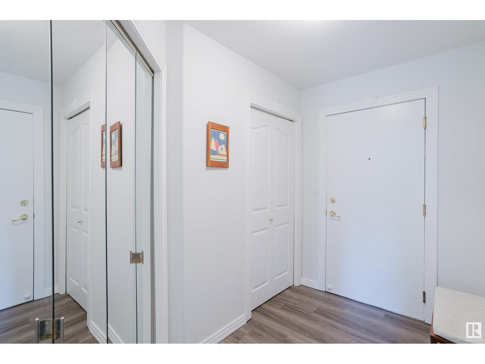 Photo 13 of 202 7327 118 St Nw, Edmonton AB