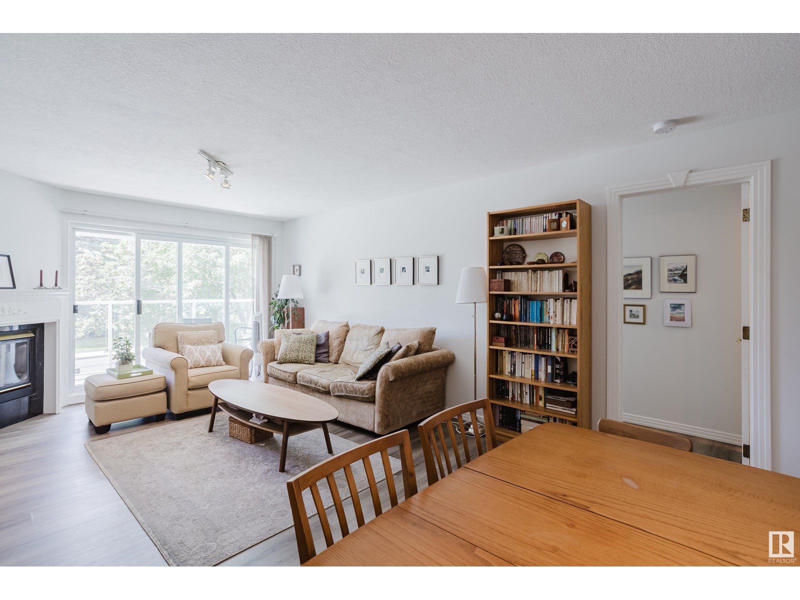 Photo 1 of 202 7327 118 St Nw, Edmonton AB
