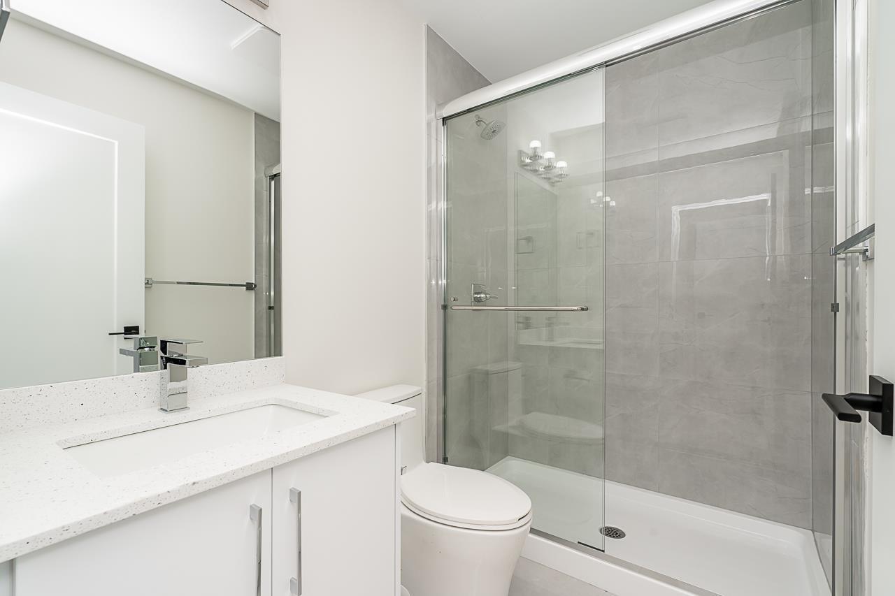 Photo 11 of Basement 19 Xx 168 Street, Surrey BC