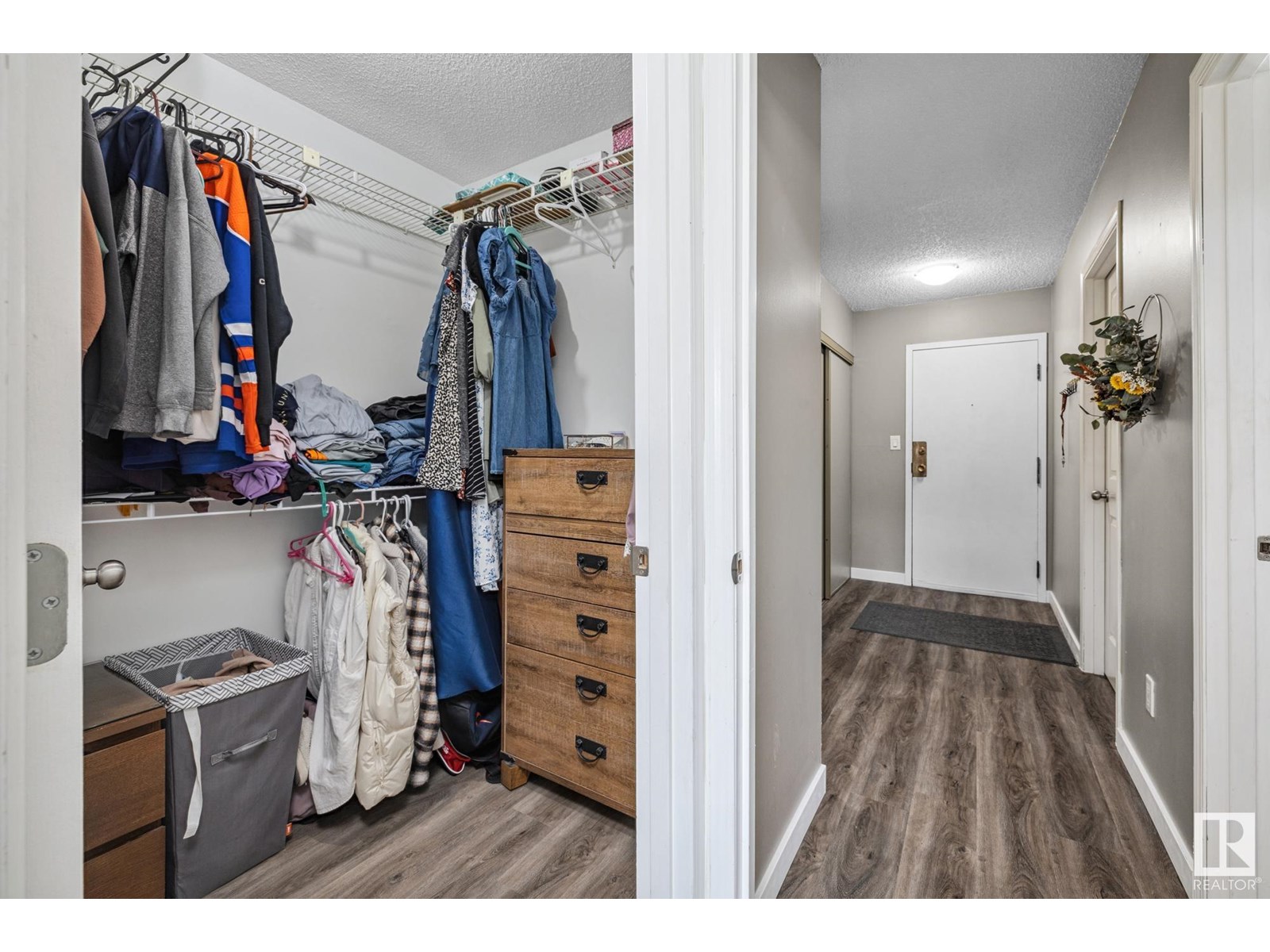 Photo 20 of 310 1624 48 St Nw, Edmonton AB
