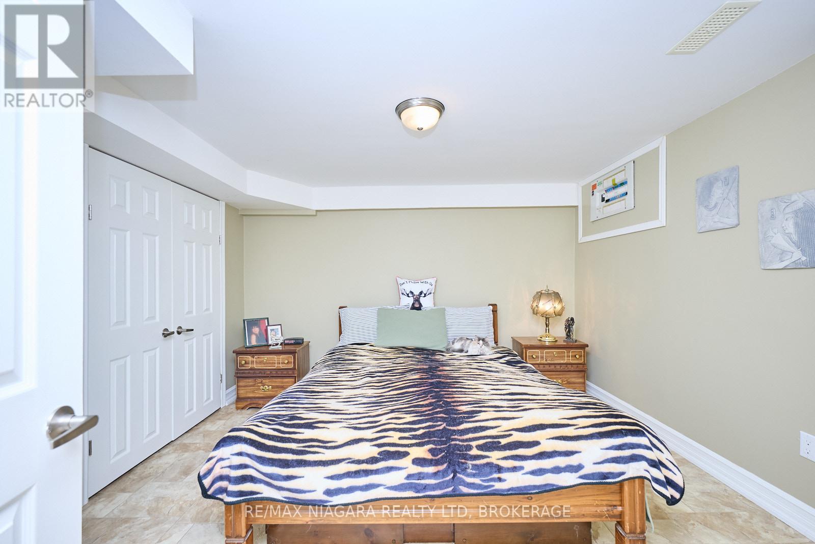 Photo 29 of 23 Huntley Crescent, St Catharines ON