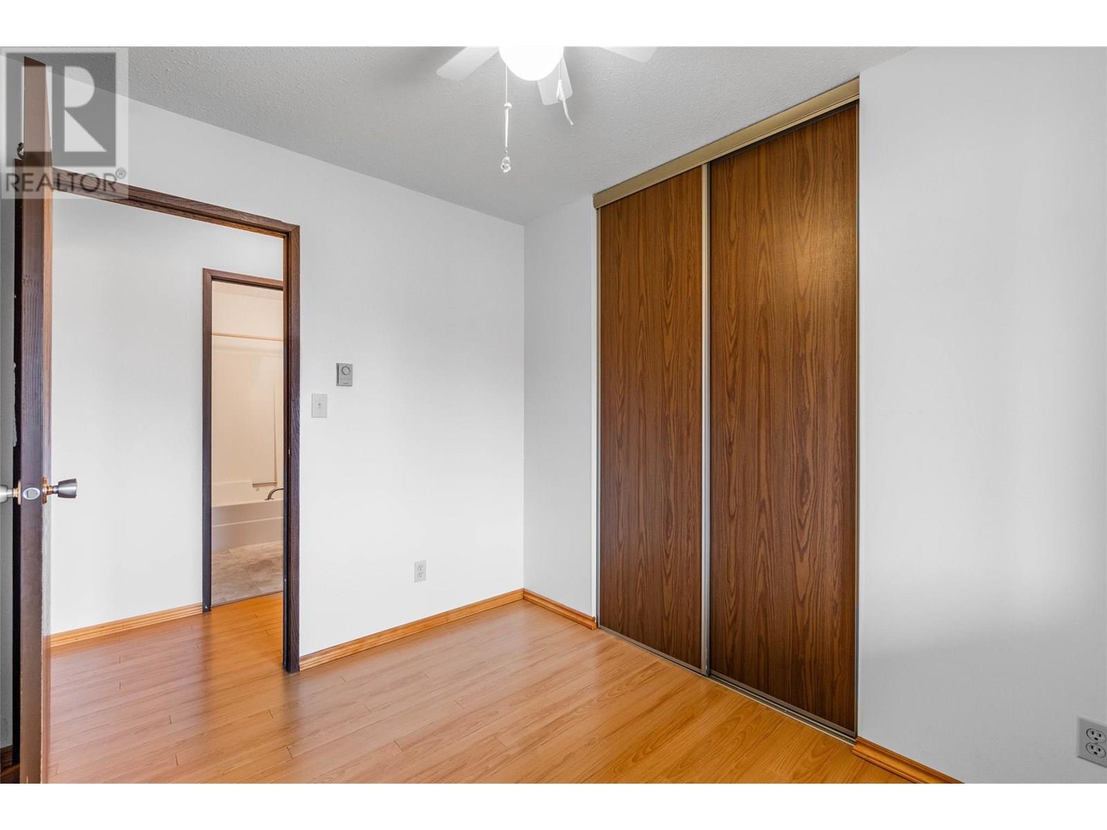 5862 Airport Street Unit# 3, Oliver
