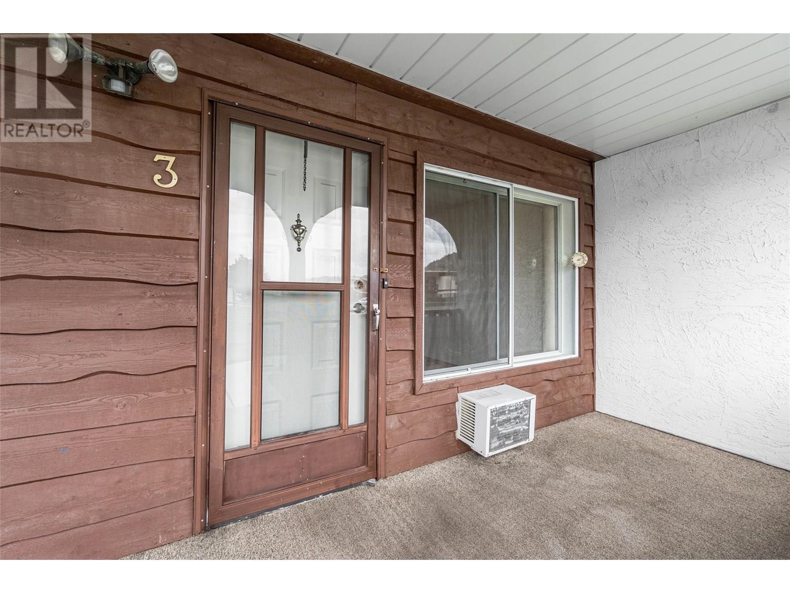5862 Airport Street Unit# 3, Oliver