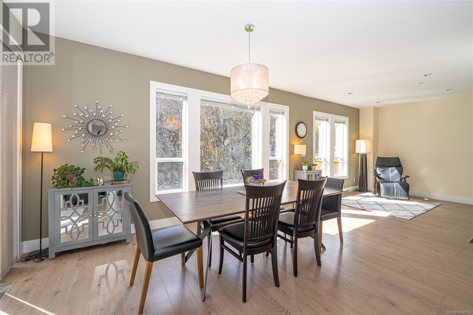 Photo 9 of 320 Selica Rd, Langford BC