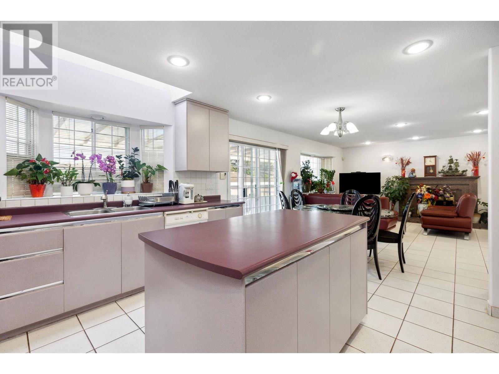 6908 DAWSON STREET, Vancouver