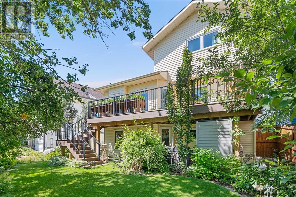 Single Family House for Sale in  Riverglen Close SE Riverbend Calgary 