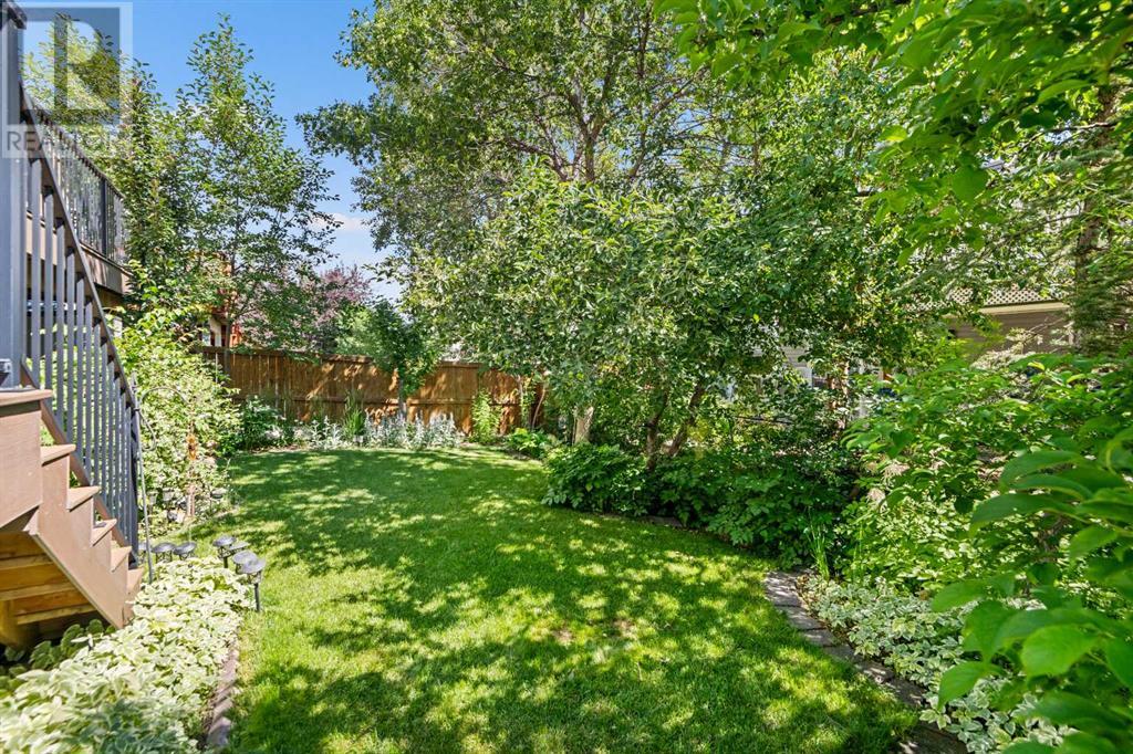 Single Family House for Sale in  Riverglen Close SE Riverbend Calgary 