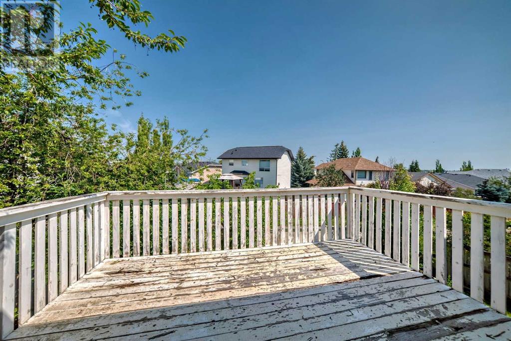 Single Family House Bi-level for Sale in  Harvest Oak Drive NE Harvest Hills Calgary 