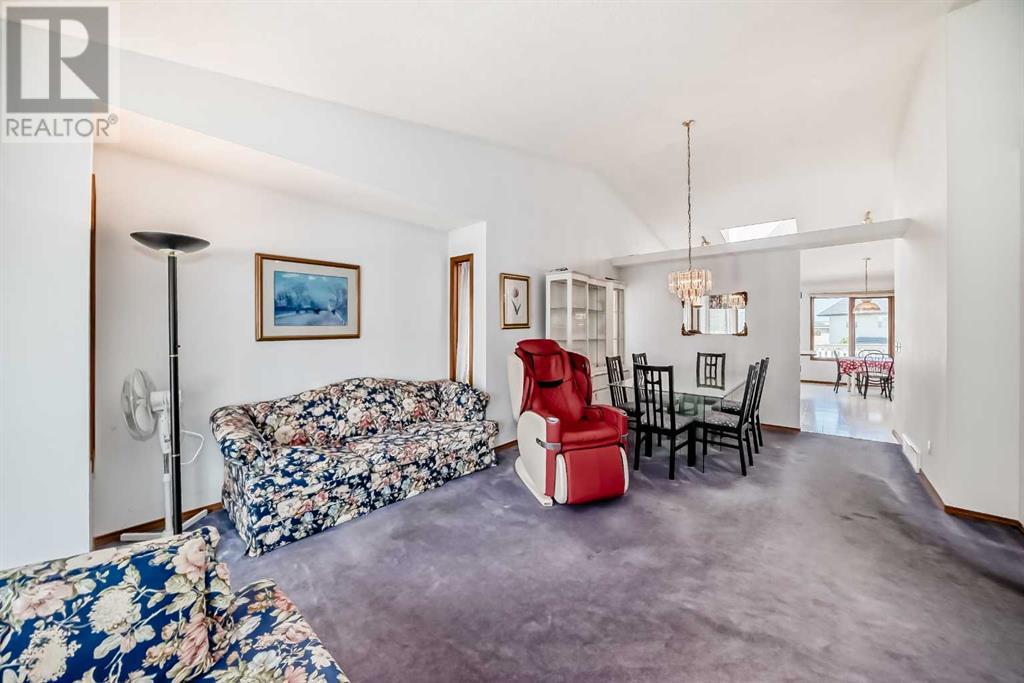Single Family House Bi-level for Sale in  Harvest Oak Drive NE Harvest Hills Calgary 