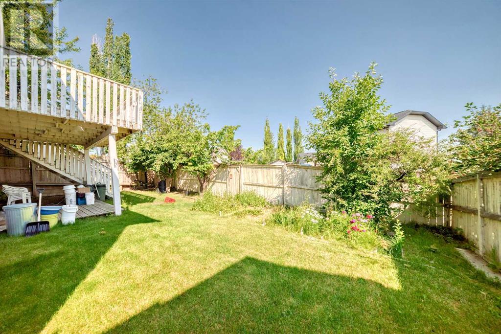 Single Family House Bi-level for Sale in  Harvest Oak Drive NE Harvest Hills Calgary 