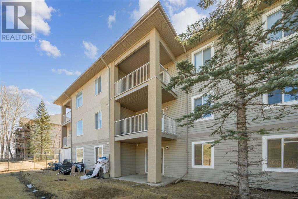 Single Family House for Sale in   Citadel Meadow Point NW Citadel Calgary 