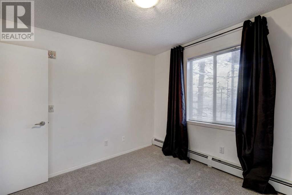 Single Family House for Sale in   Citadel Meadow Point NW Citadel Calgary 
