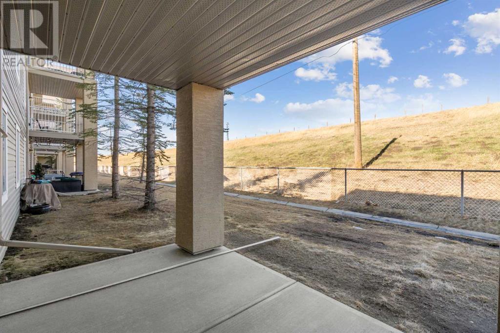 Single Family House for Sale in   Citadel Meadow Point NW Citadel Calgary 
