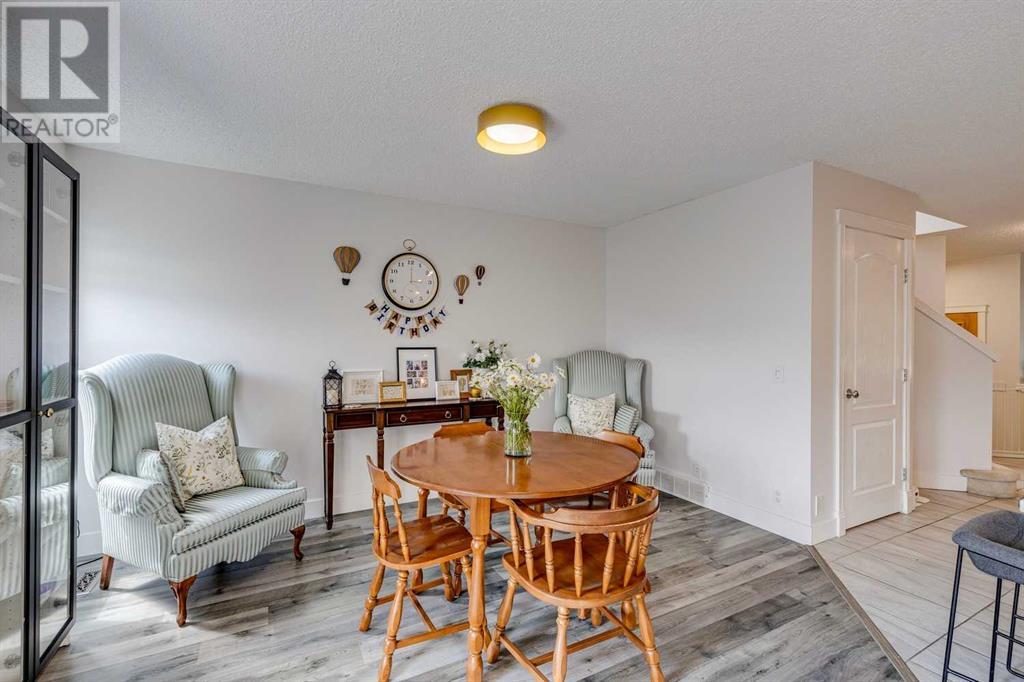 Single Family House for Sale in  Evansmeade Close NW Evanston Calgary 