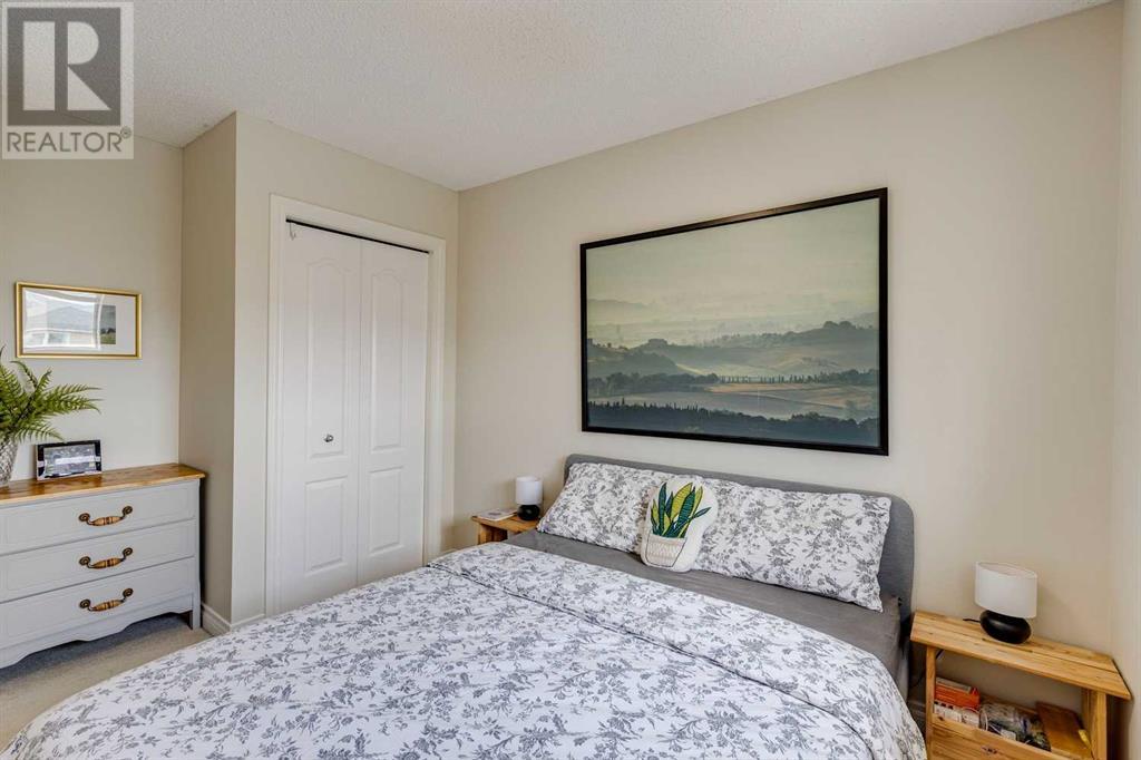 Single Family House for Sale in  Evansmeade Close NW Evanston Calgary 