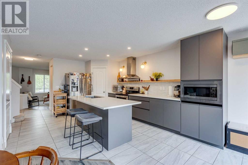 Single Family House for Sale in  Evansmeade Close NW Evanston Calgary 
