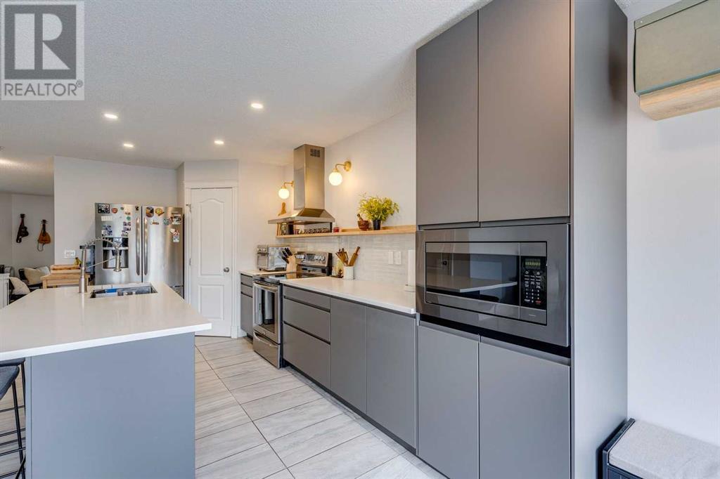 Single Family House for Sale in  Evansmeade Close NW Evanston Calgary 