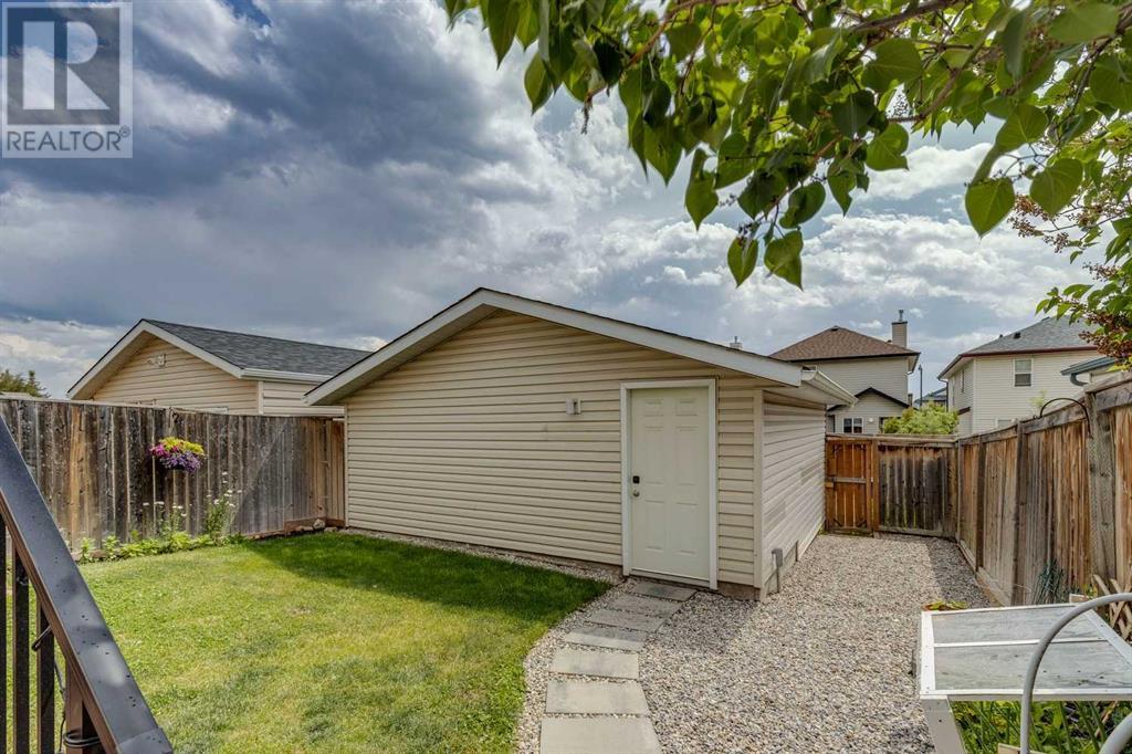 Single Family House for Sale in  Evansmeade Close NW Evanston Calgary 