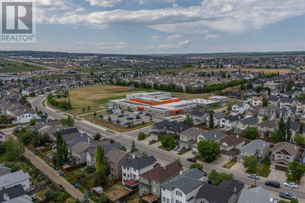 Single Family House for Sale in  Evansmeade Close NW Evanston Calgary 