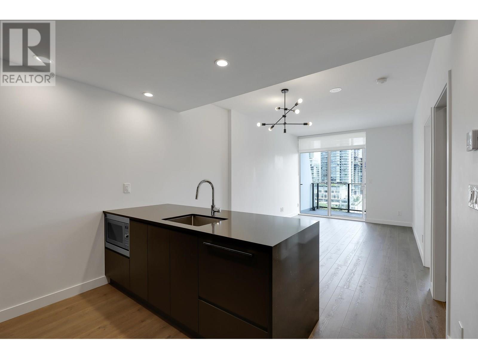 Photo 33 of 1308 2181 Madison Avenue, Burnaby BC