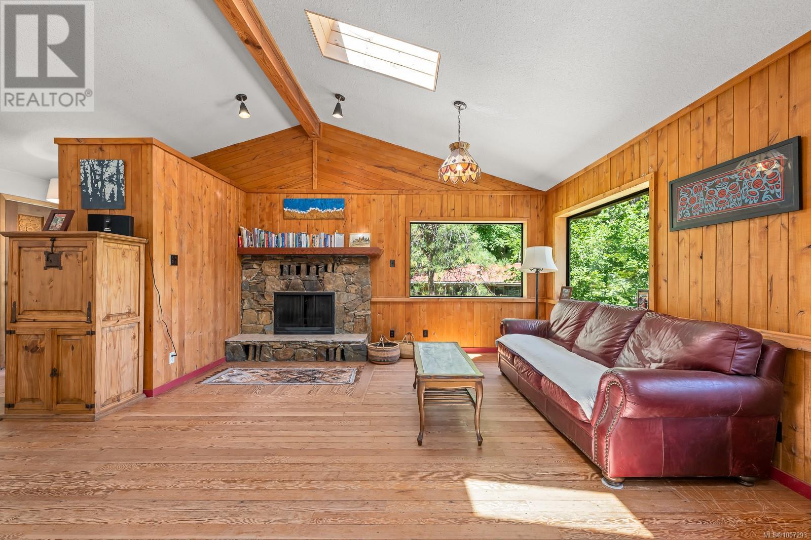 9900 Greenhill Rd, Denman Island