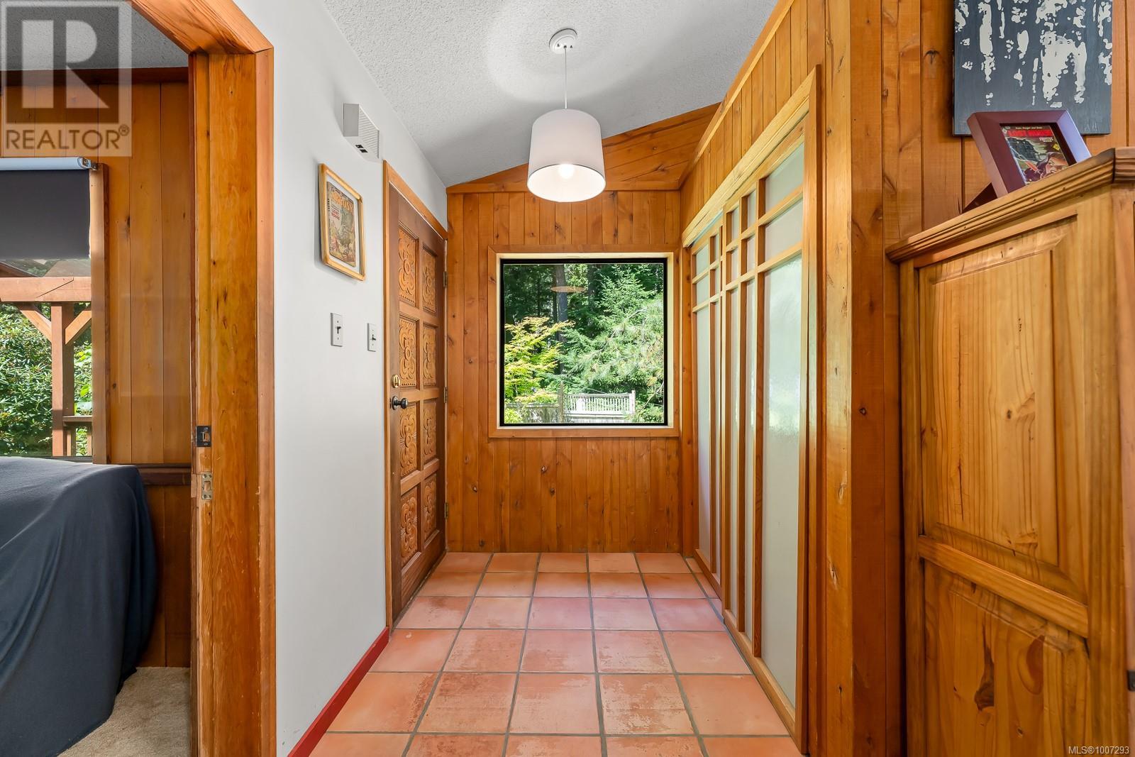 9900 Greenhill Rd, Denman Island