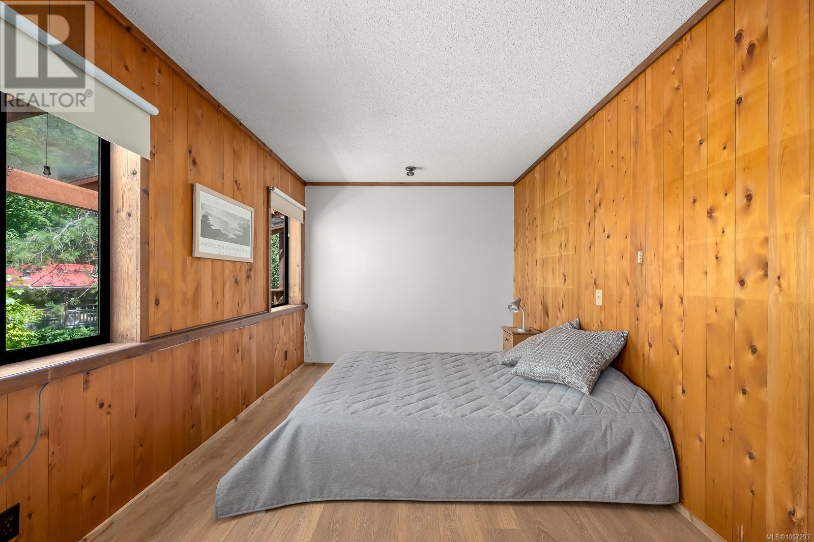 9900 Greenhill Rd, Denman Island