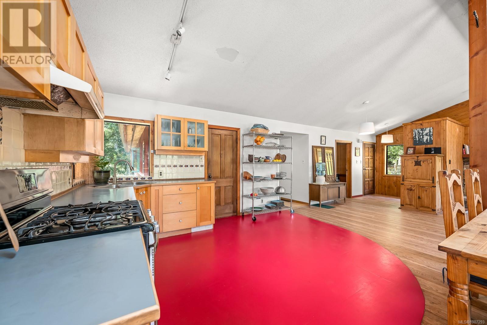 9900 Greenhill Rd, Denman Island