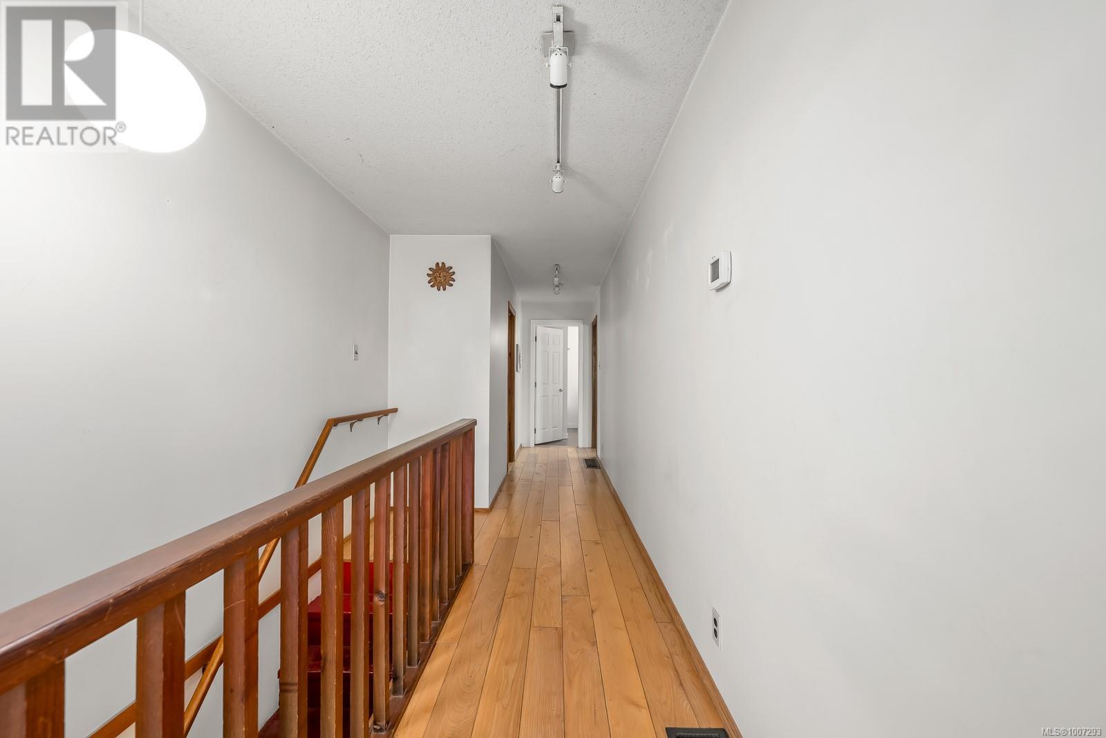 9900 Greenhill Rd, Denman Island