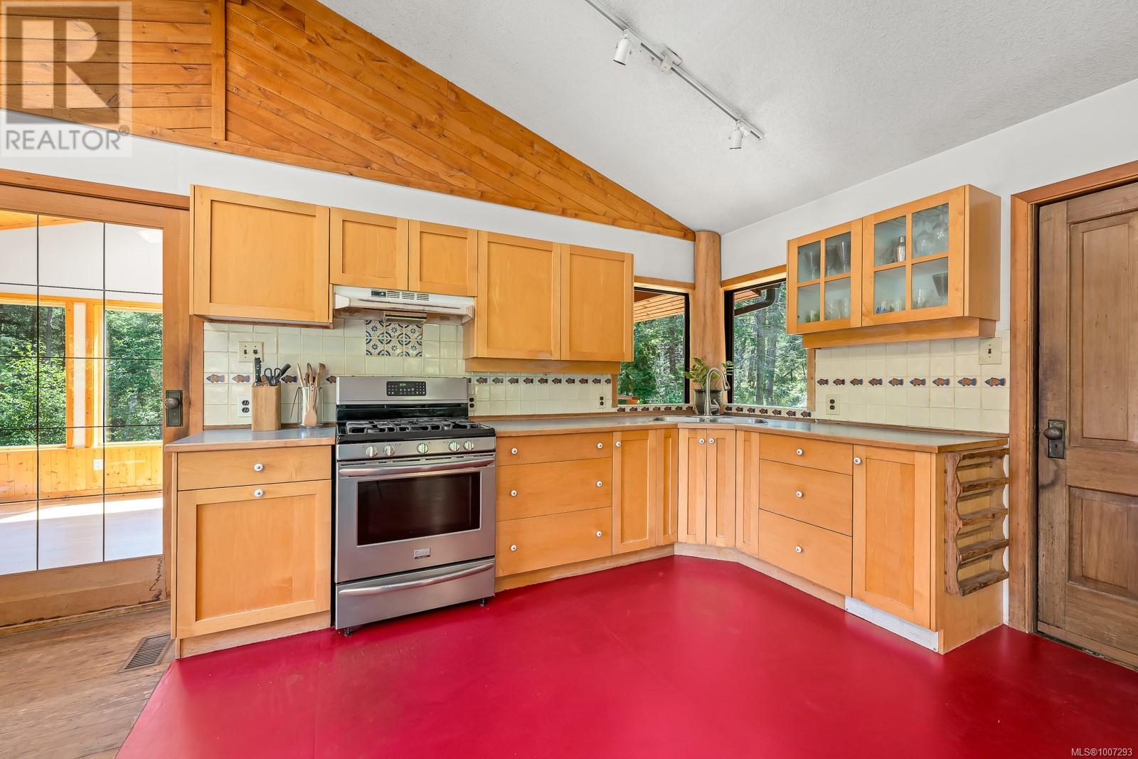 9900 Greenhill Rd, Denman Island