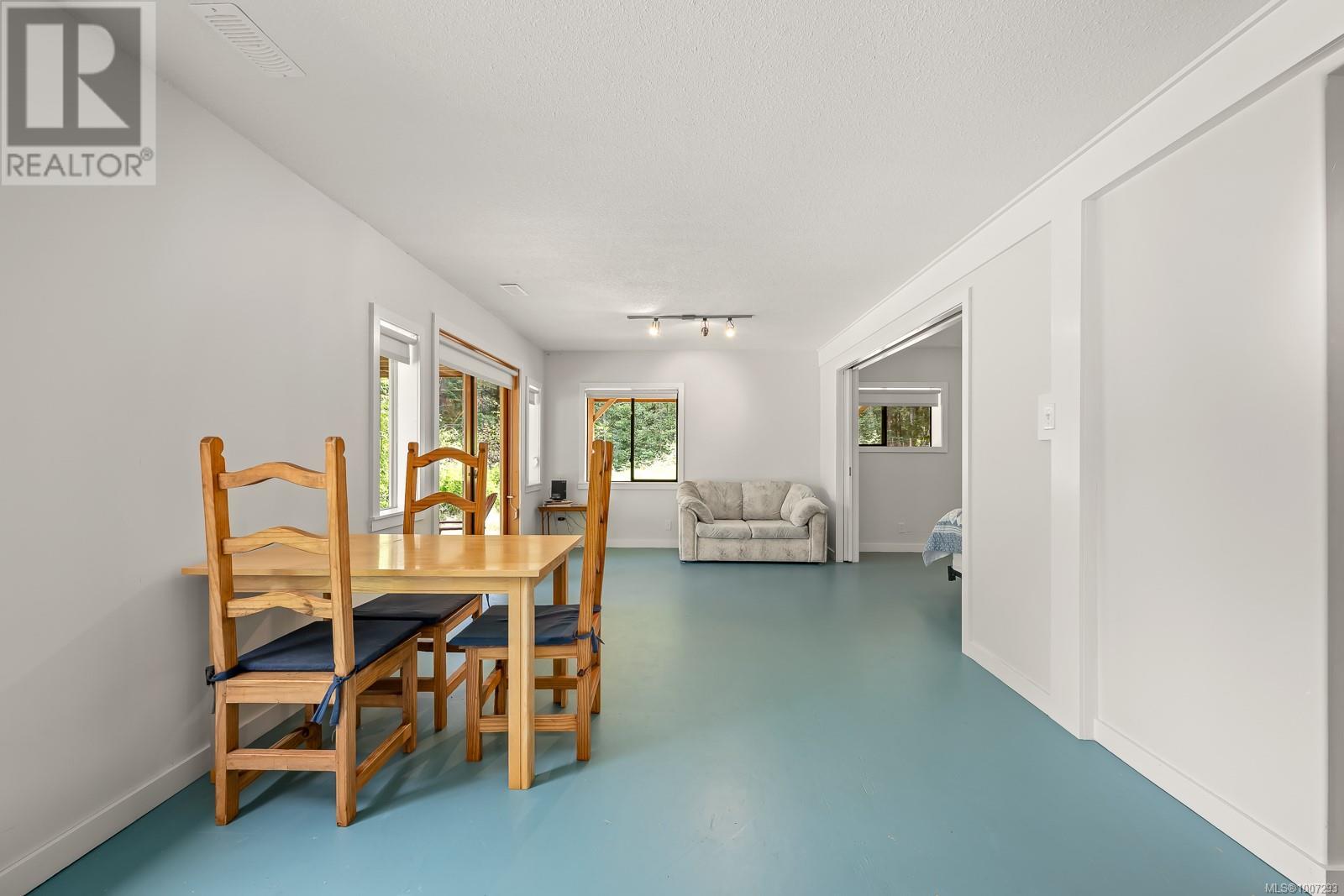 9900 Greenhill Rd, Denman Island