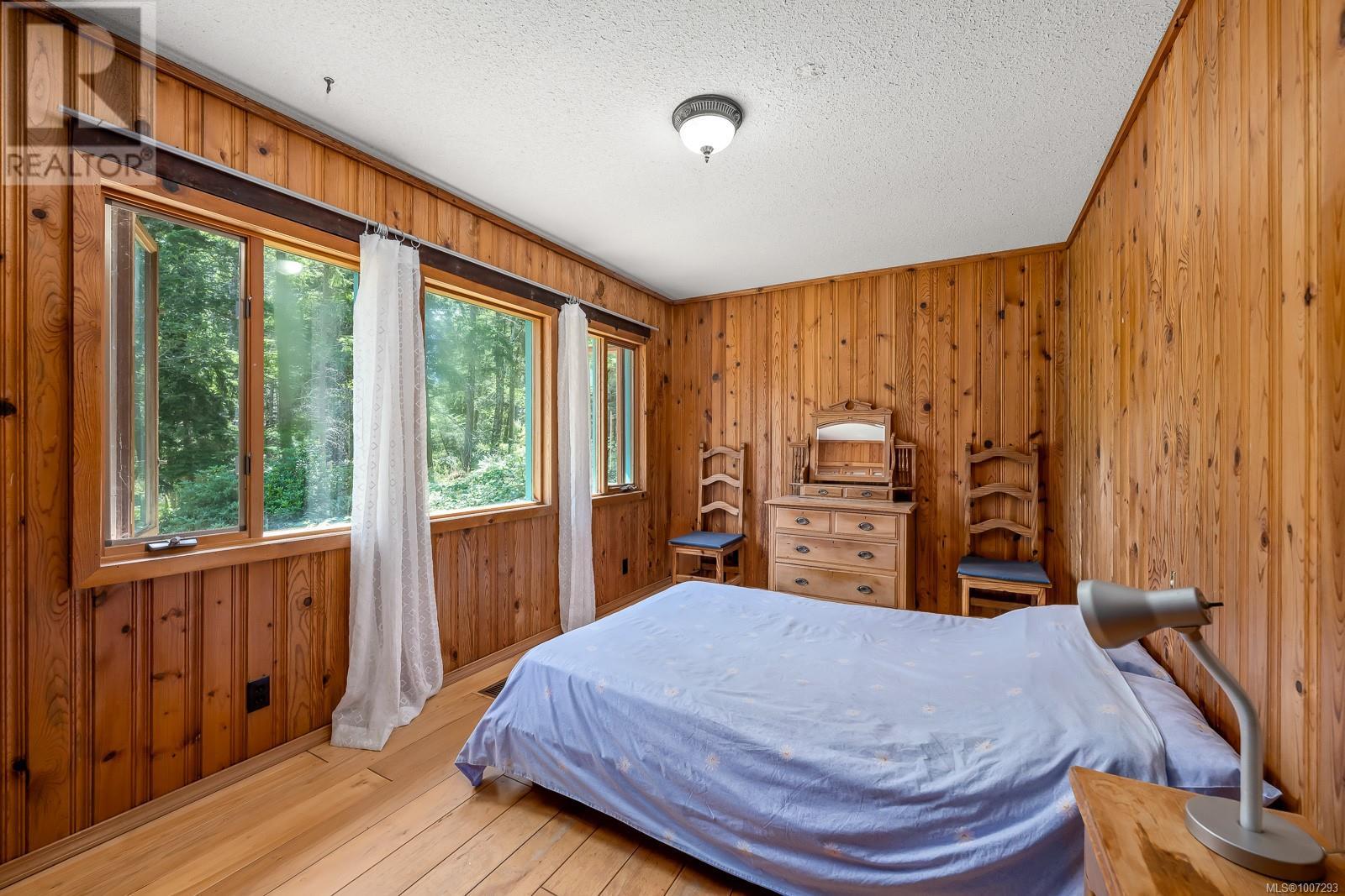 9900 Greenhill Rd, Denman Island