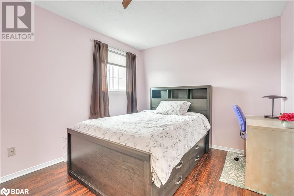 Photo 25 of 16 Victorway Drive, Barrie ON