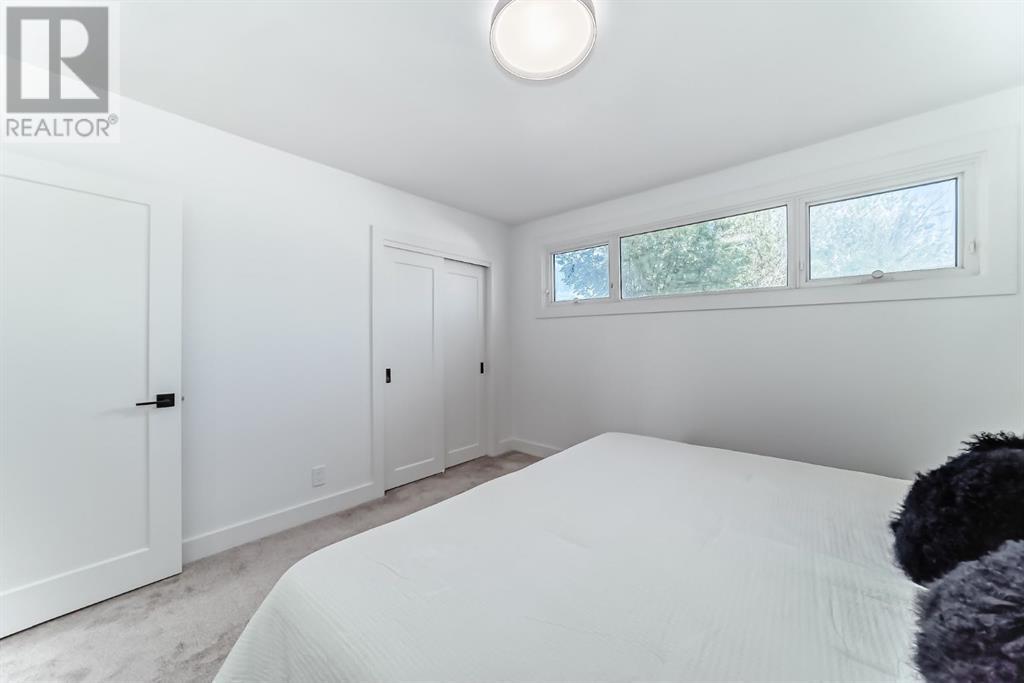 Single Family House 3 Level for Sale in  Glenpatrick Drive SW Glenbrook Calgary 