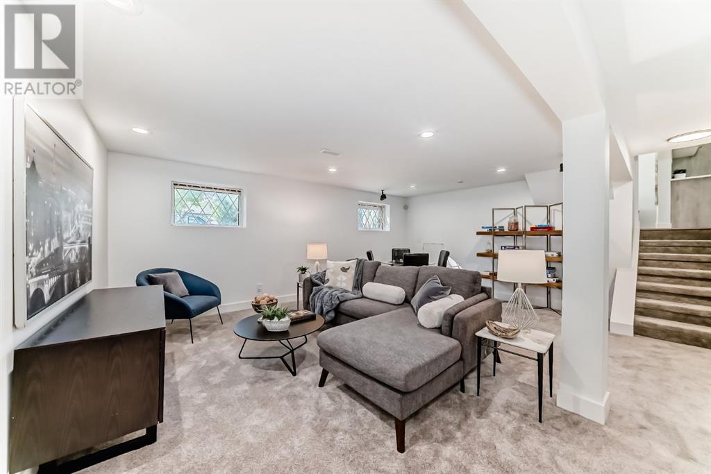 Single Family House 3 Level for Sale in  Glenpatrick Drive SW Glenbrook Calgary 