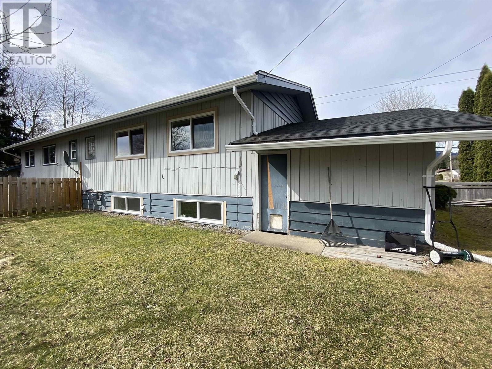  3710 EBY Street, Terrace