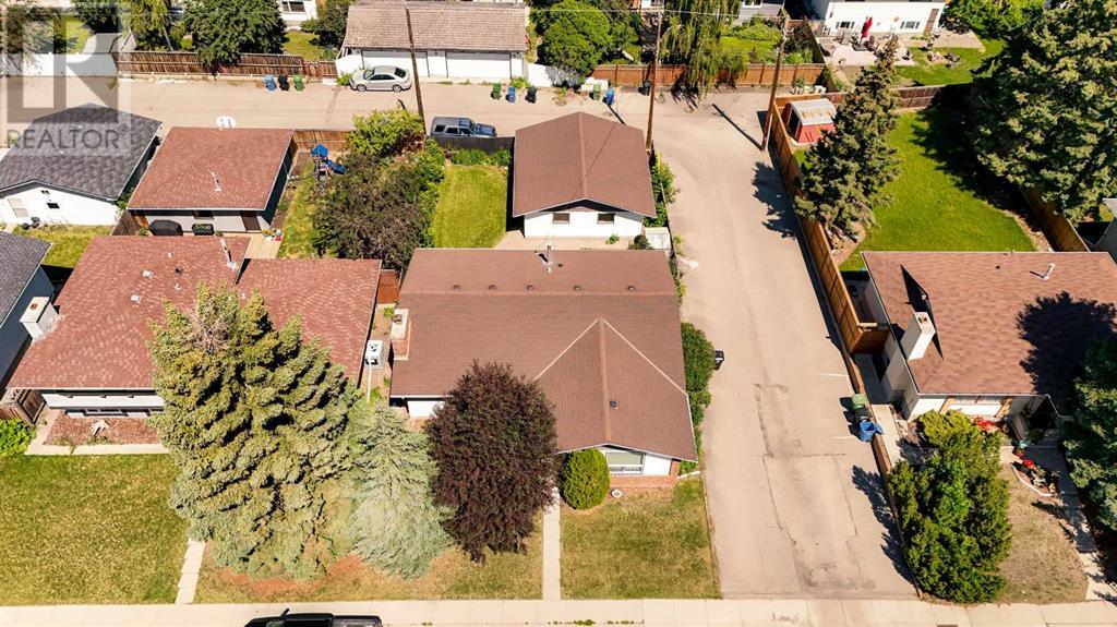 Single Family House Bungalow for Sale in  Valiant Drive NW Varsity Calgary 