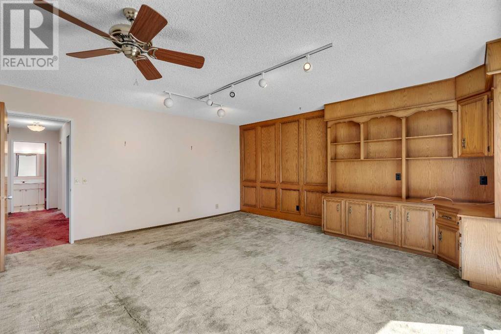 Single Family House Bungalow for Sale in  Valiant Drive NW Varsity Calgary 