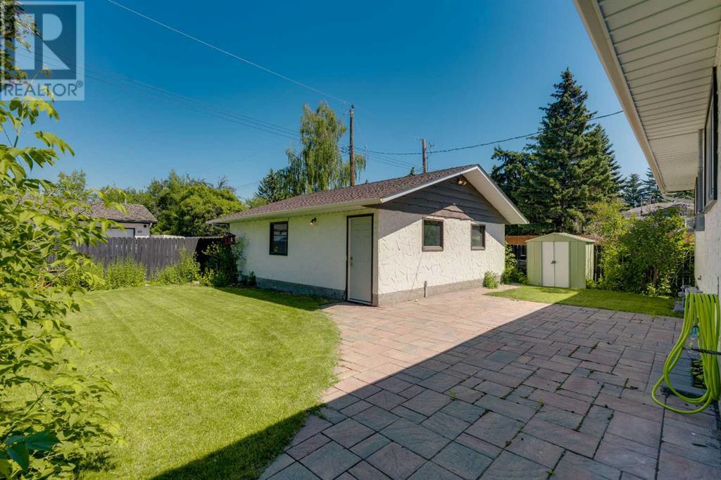 Single Family House Bungalow for Sale in  Valiant Drive NW Varsity Calgary 