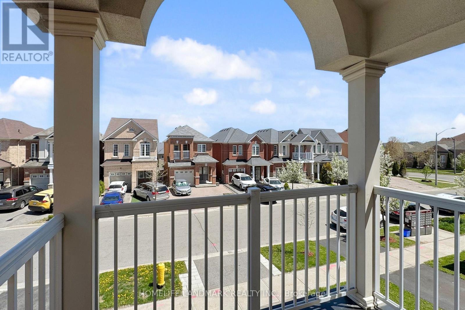 Single Family House for Sale in  BIG HILL CRESCENT Vaughan (Patterson) 