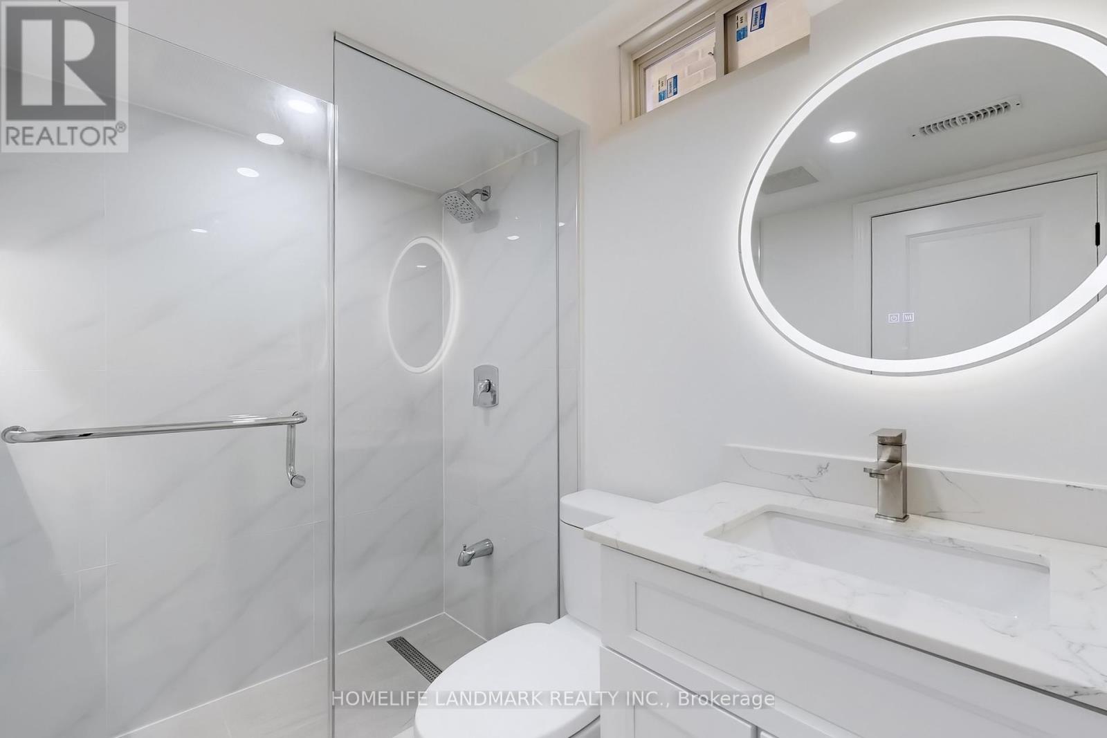 Single Family House for Sale in  BIG HILL CRESCENT Vaughan (Patterson) 