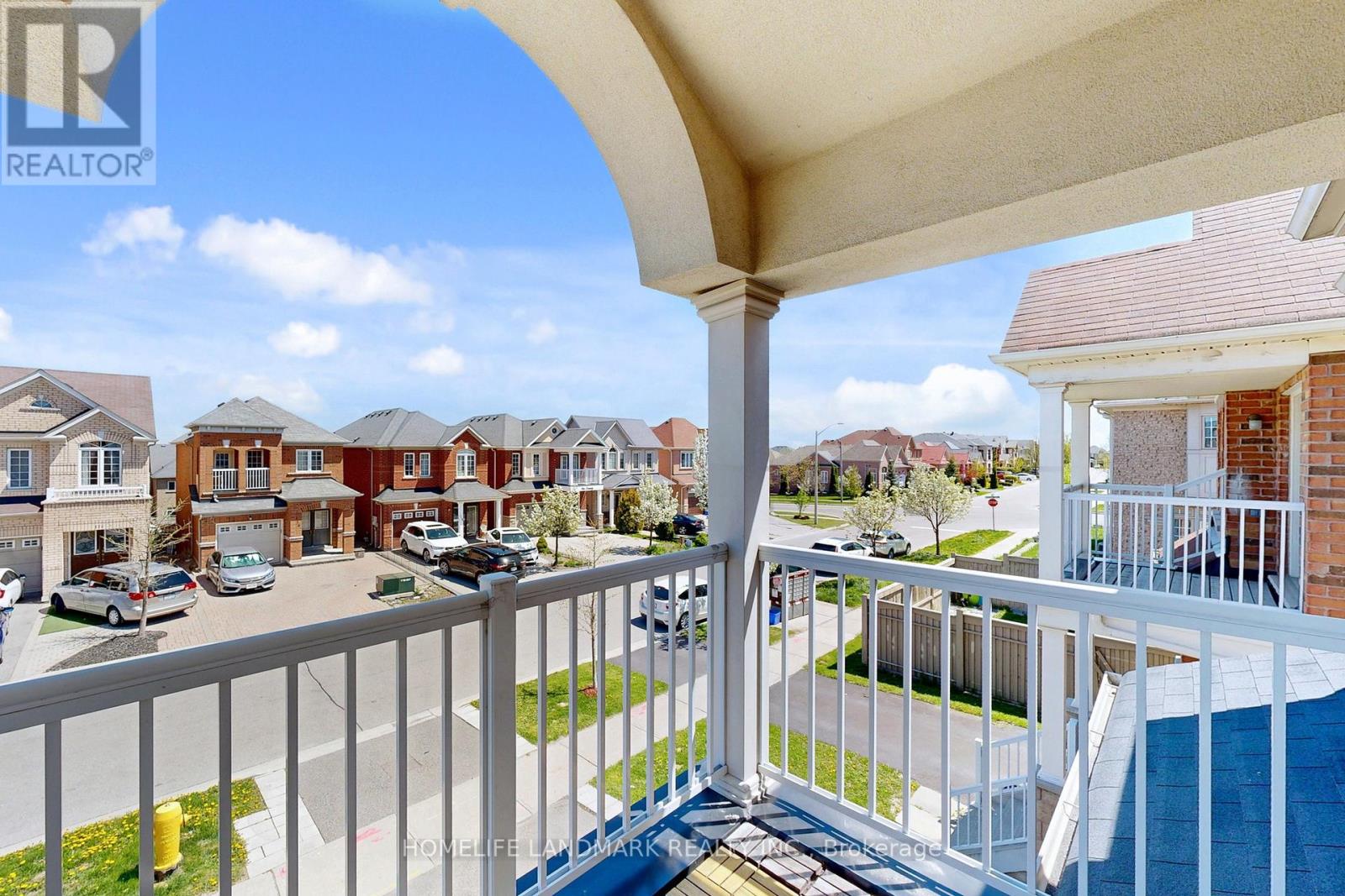 Single Family House for Sale in  BIG HILL CRESCENT Vaughan (Patterson) 
