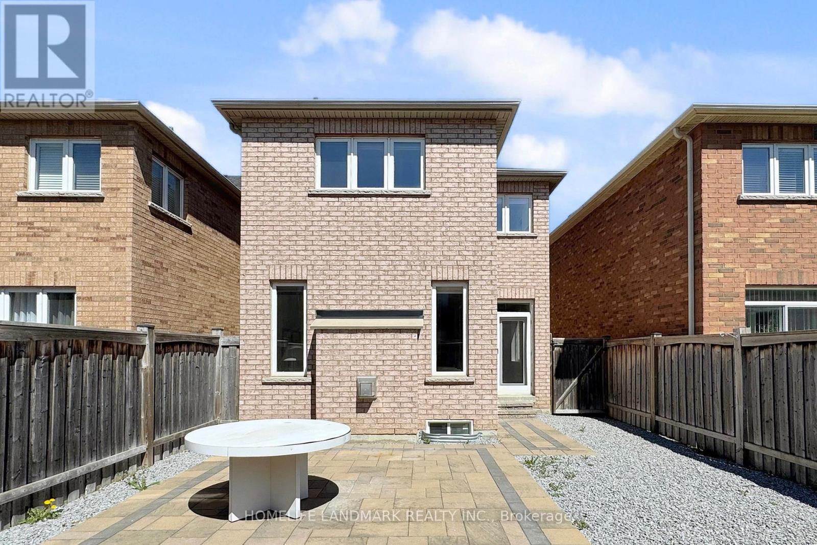 Single Family House for Sale in  BIG HILL CRESCENT Vaughan (Patterson) 